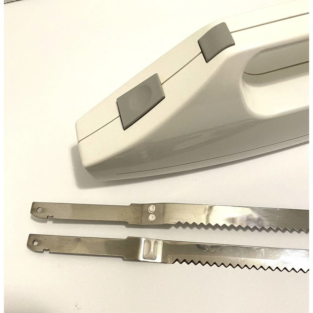 Regal Knife Electric Serrated With Stainless Steel Blades Vintage Tested